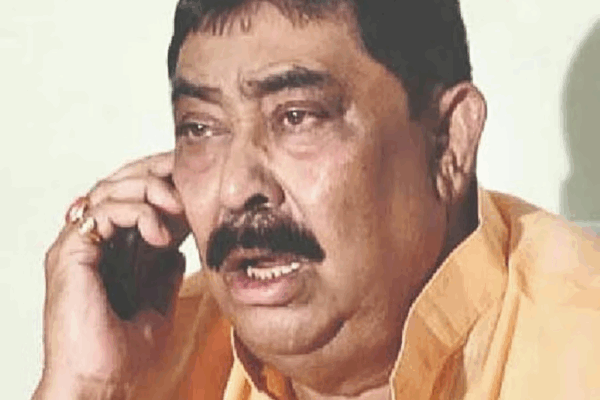 বোলপুর থানায় হাজিরা দিলেন না অনুব্রত মণ্ডল, পাঠালেন ৫ জন আইনজীবীকে!